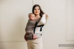 LennyLamb Lenny Light  компактна регулируема слингова раница от тъкан слингов плат Кафе Лате - Image 4