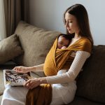 Еластичен слинг  Love and Carry горчица