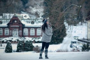 Суитшърт за бебеносене 2в1 с предпазна яка унисекс сив последни - Image 2