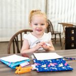 Snack & Doodle комплект 2бр. многократни пликчета за храна + 2 плоскости за водно рисуване - Image 4