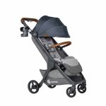 Компактна количка Metro+ Deluxe на Ergobaby London Grey с включени борд и поставка за чаша - Image 2