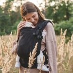 Love and Carry ONE регулируема ергономична раница с падащ панел и платка за кръста цвят Twilight органичен памук , тъкан плат