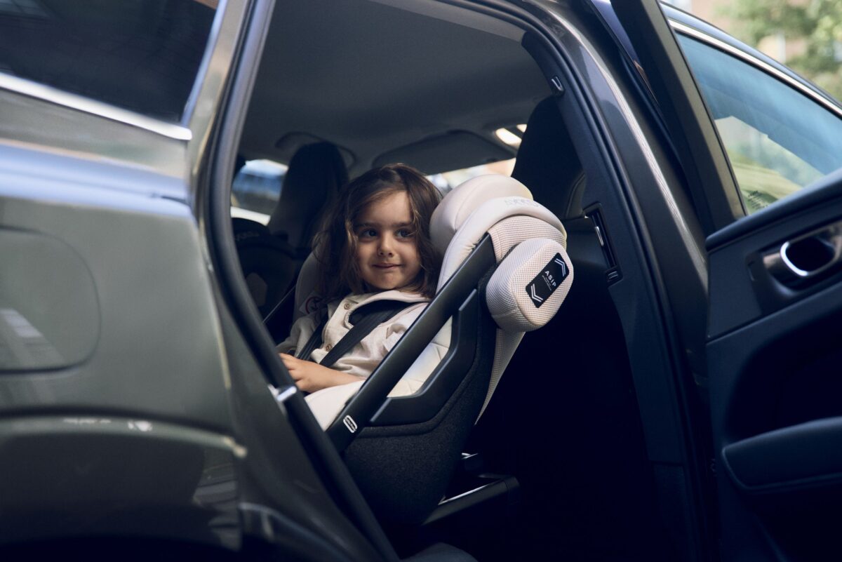 Axkid One+ 3 от НОВОРОДЕНО 40см-125см (7г.) с Plus тест , Isofix до 7г. - Image 2