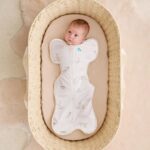 Love to Dream Australia Love to Dream Australia чувалче за сън с опция повиване размер S (0-4m) зайчета TOG 1