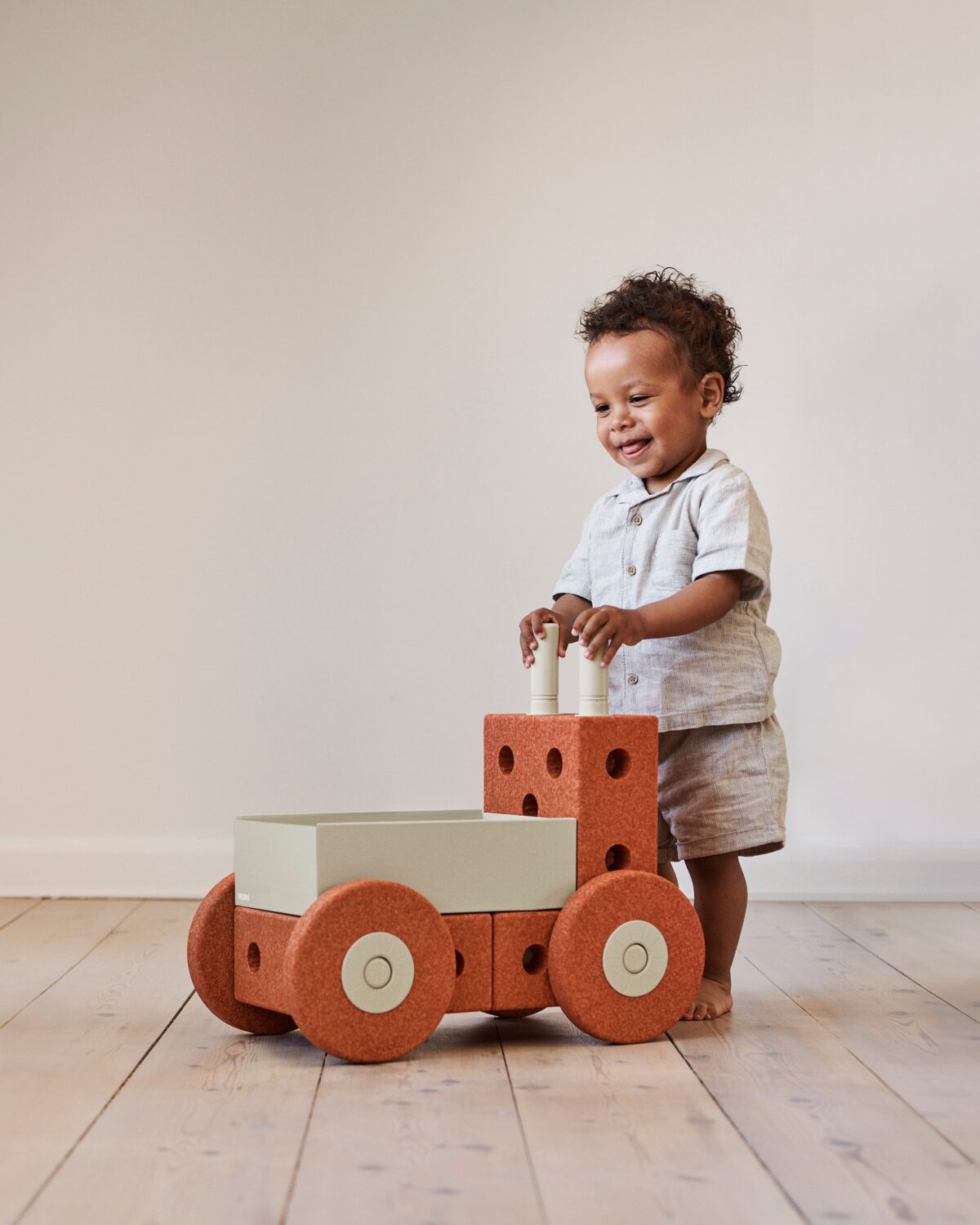 MODU Дания *NEW* 3in1 Walker - иновативна проходилка и играчка 22части оранжев - Image 1