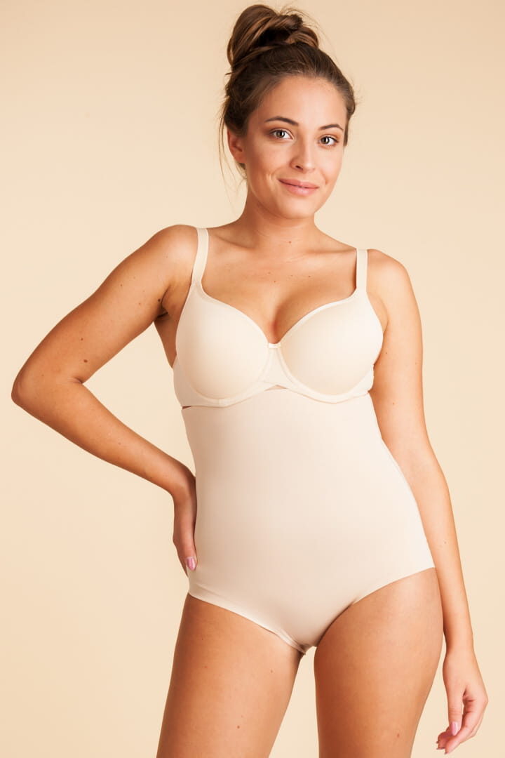 819M_5087_1200 Високи оформящи бикини , безшевни , телесен цвят - Image 1