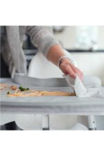 Система за хранене Tidy Tot лигавник с велкро и кръгла база Sage Green с моркови - Image 4