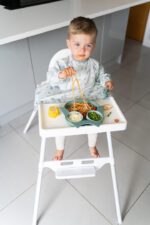 Tidy Tot лигавник с ръкави и вендузи за захващане за столче за хранене или маса Хипопотами - Image 3