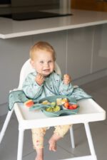 Tidy Tot лигавник с ръкави и вендузи за захващане за столче за хранене или маса Бухали - Image 4