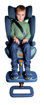 KneeGuardKids4 - първата напълно регулируема и издържала краш тест опора за крачета. Подпомага поддържане на правилна седяща позиция в столчета по посока на движението - Image 3