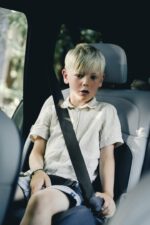 Axkid Mate 2 бустерна седалка порастнало дете от 125-150см R129стандарт черна - Image 2