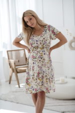 Рокля за бременни и кърмещи, къс ръкав, кремава, флорален принт - Image 9