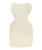 Зимно чувалче Love to Dream Australia чувалче за сън с опция повиване и преход двуслойно 1.5 TOG размер М и L Cloud крем с листенца