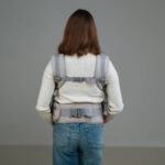 Хипсийт Love and Carry 6-в-1 ергономична раница за носене на бебе със седалка Grey-Beige - Image 3