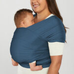 Еластичен слинг New Aura на Ergobaby  Suistainable Knit Mesh СИН дишаща мрежеста материя