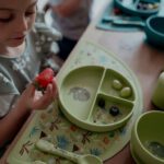 Силиконова чинийка с вакуумна основа Sassi Italy 1 бр. — за самостоятелно хранене с любим герой - Image 7